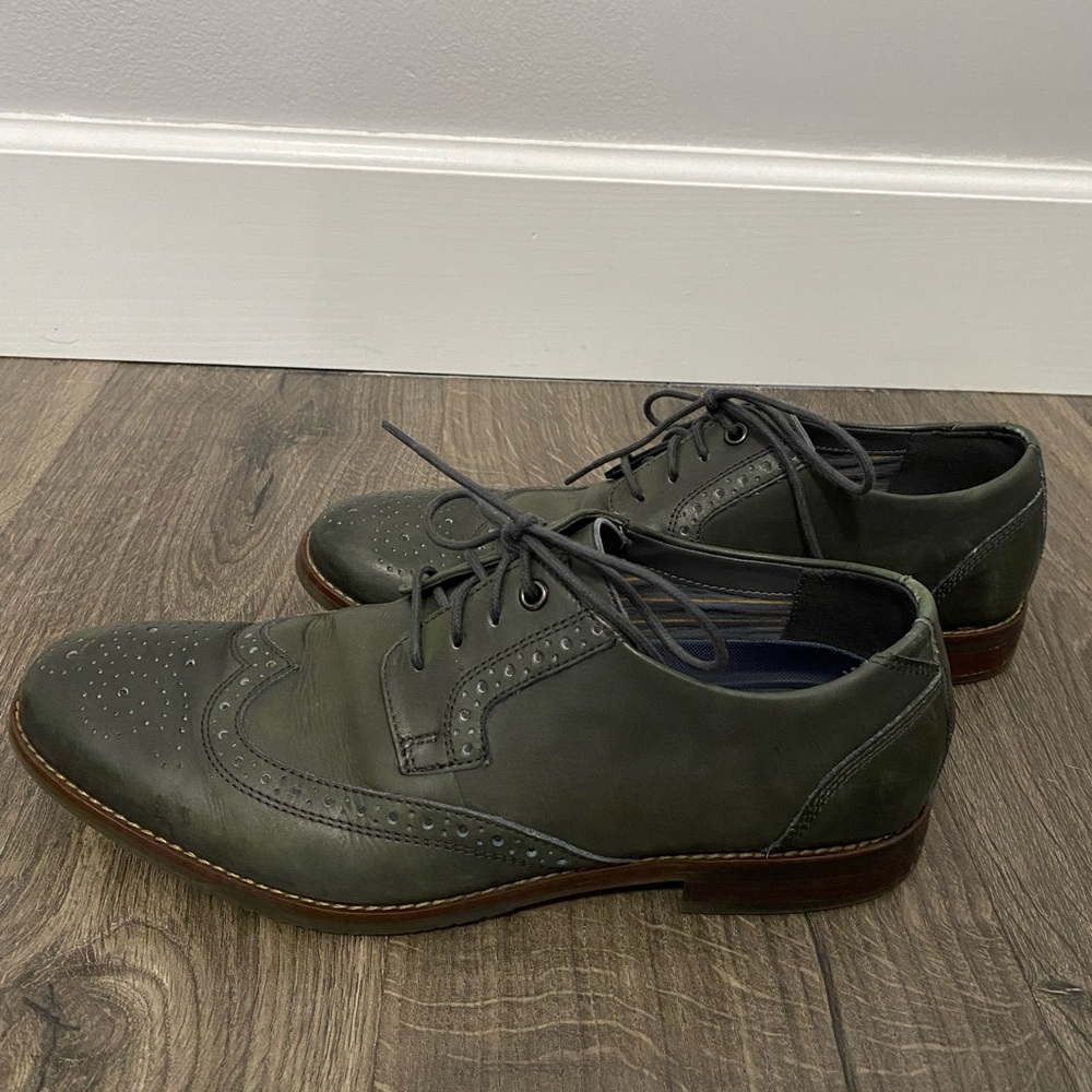 Rockport Flexible Shock Absorbing Men’s Grey Dress Shoes - Picture 3 of 4